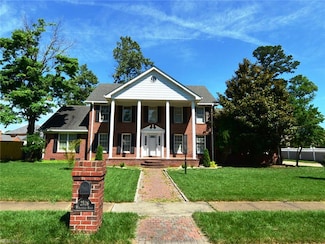 2526 Wingfield Rd, Norfolk, VA 23518
