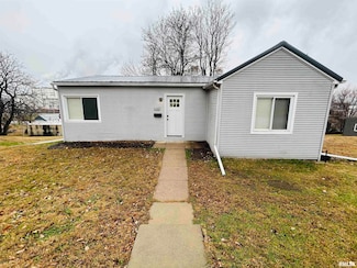 2401 Prospect Ave, Clinton, IA 52732