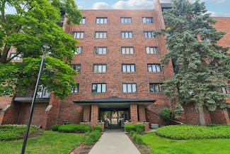 9346 Landings Ln Unit 506, Des Plaines, IL 60016