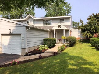 10 Alana Way, Plattsburgh, NY 12903