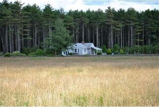 40 Long Plain Rd, Mattapoisett, MA 02739