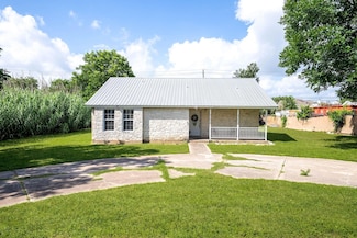 1717 Fleischer Dr, Austin, TX 78728