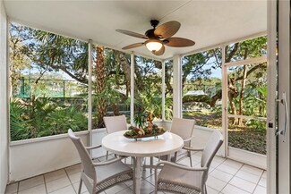 1315 Winding Oaks Cir E Unit 903, Vero Beach, FL 32963