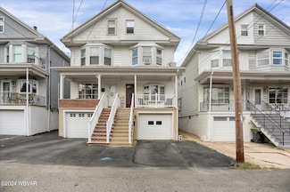 211 Virginia Ave, Shenandoah, PA 17976
