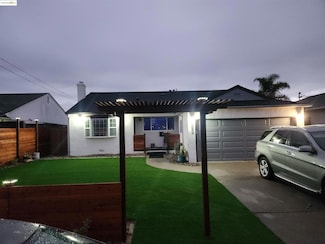 15373 Inverness St, San Leandro, CA 94579