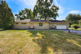 1927 Warrenville Rd, Lisle, IL 60532