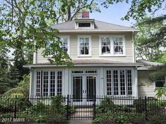 118 Grove Ave, Washington Grove, MD 20880