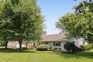 308 1st St S, Kappa, IL 61738