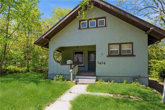 1414 33rd St, Des Moines, IA 50311