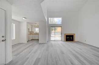 5370 Summertime Dr, Las Vegas, NV 89142
