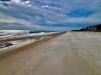 1828 Sunset Dr, St. George Island, FL 32328