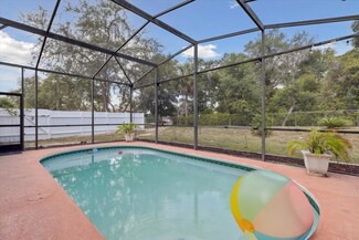 1444 Waterview Dr, Deltona, FL 32738