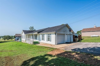 101 Villa Dr, Brownsville, KY 42210