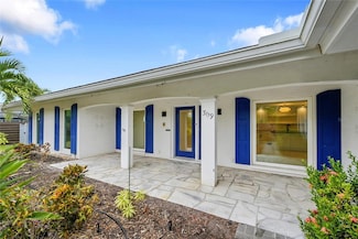 3119 Pinecrest St, Sarasota, FL 34239