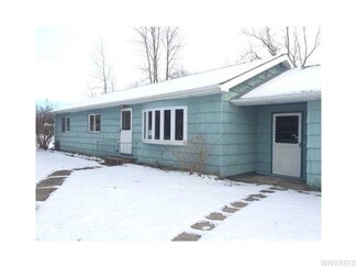 13287 Genesee St, Akron, NY 14001