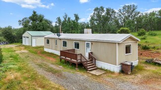 5100 Erma Ln, Anderson, CA 96007