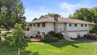 1679 Hickory Hill Dr, Saint Paul, MN 55122
