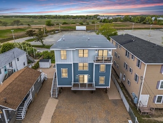 30 Cable Ave Unit 3, Salisbury, MA 01952