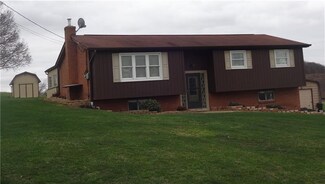 130 Spring St, Yukon, PA 15698