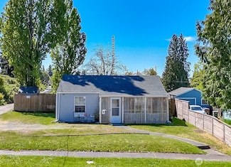 1902 S 17th St, Tacoma, WA 98405