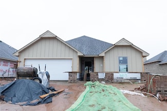 3213 Scissortail Way, Yukon, OK 73099