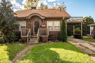 54 Buhl Ct, Sharon, PA 16146