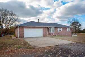 784 Cabin Creek Rd, Knoxville, AR 72845