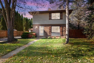 133 S Judge Dr Unit 137, Saukville, WI 53080