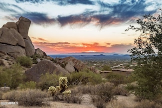 10942 E Buckskin Trail Unit 29, Scottsdale, AZ 85255