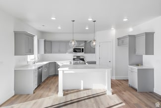 2409 W 2950 N Unit 101, Farr West, UT 84404