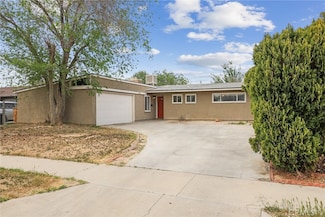 1023 W Avenue h2, Lancaster, CA 93534