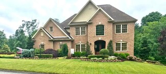4600 Forest Ridge Ct, Murrysville, PA 15668