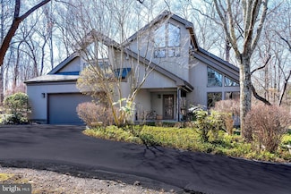 66 Brookville Hollow Rd, Stockton, NJ 08559