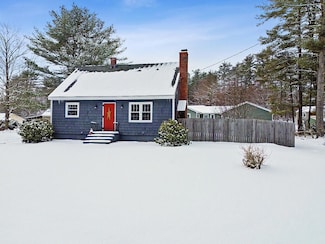 26 Barrows Dr, Topsham, ME 04086