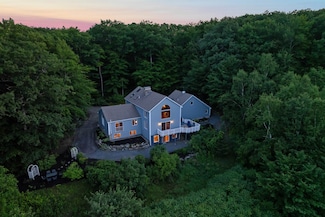 116 Wood Ridge Rd, Center Harbor, NH 03226