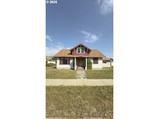 1050 Elm St, Baker City, OR 97814