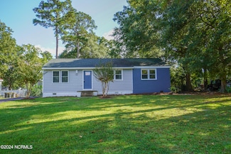 507 Cherokee Dr, Jacksonville, NC 28540