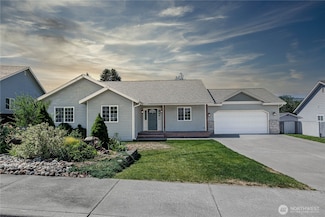 764 Fairway Dr, East Wenatchee, WA 98802