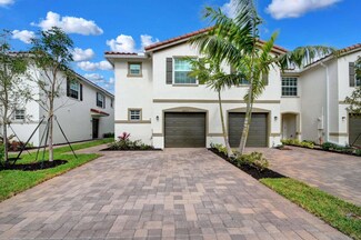 6903 Broadwater Ln, Lake Worth Beach, FL 33467