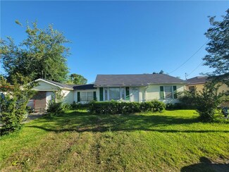 626 Manuel Rd, Lake Charles, LA 70607