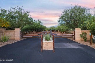 8153 E Anapamu Place, Tucson, AZ 85750