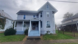411 W 2nd Ave, Derry, PA 15627