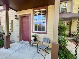 1274 E Winding Creek Dr, Eagle, ID 83616