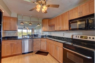 1631 Riverview Rd Unit 604, Deerfield Beach, FL 33441