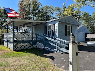 461 Lowell Town Rd, Wiscasset, ME 04578