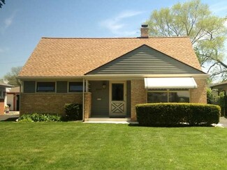 8263 N Ozanam Ave, Niles, IL 60714