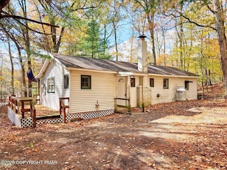 103 Dellaquila Blvd, Henryville, PA 18332