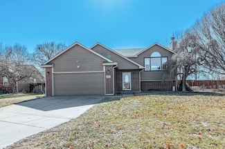 10317 W Stafford Cir, Wichita, KS 67209
