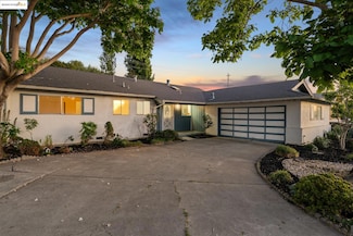 229 Sonora Pass Rd, Vallejo, CA 94589