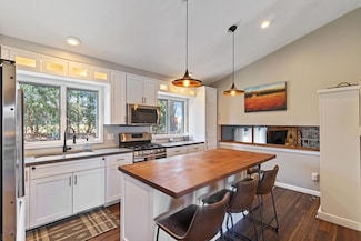 2915 Alvarado Ln N, Plymouth, MN 55447